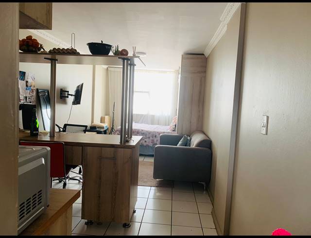 BEDROOM APARTMENT FOR SALE IN SOUTH BEACH